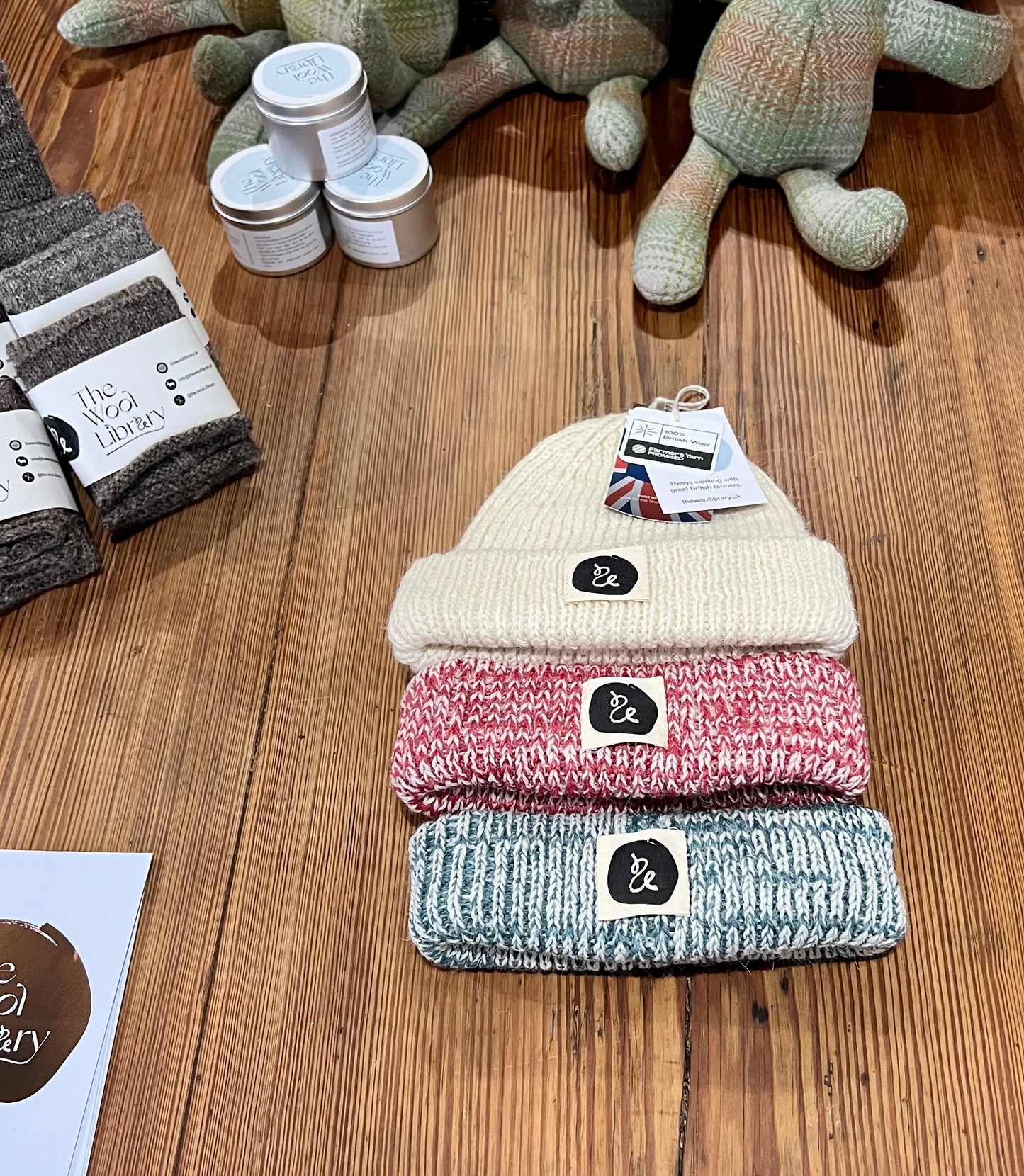 TWL 100% Cheviot knitted ribbed hat