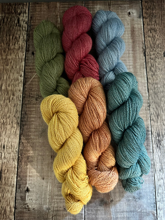 Hand Dyed 70% Cheviot & 30% Nettle 4ply yarn 100g Skein